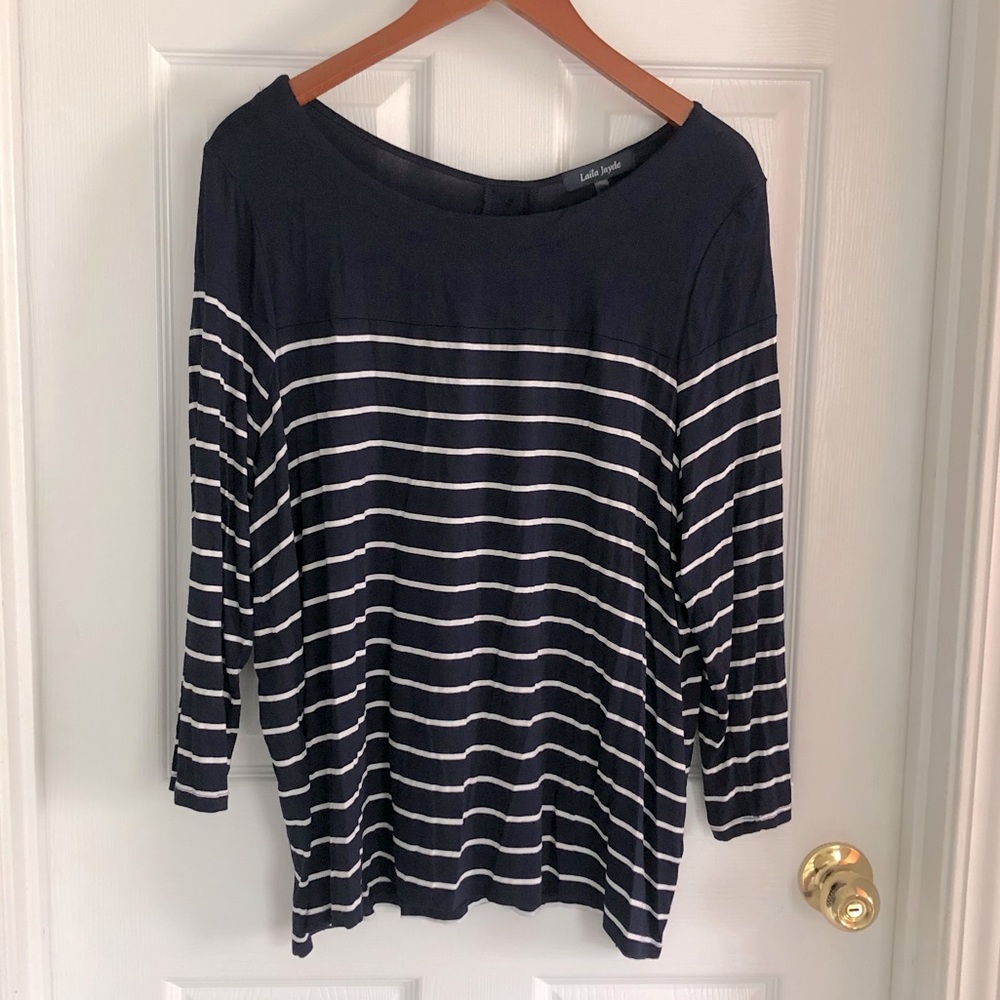 Laila Jayde navy stripe blouse 3/4 sleeve